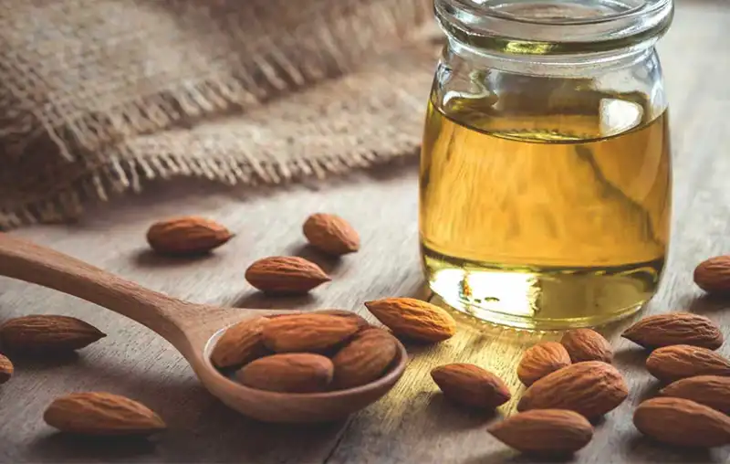 خرید روغن بادام شیرین