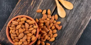 خواص مغز بادام تلخ