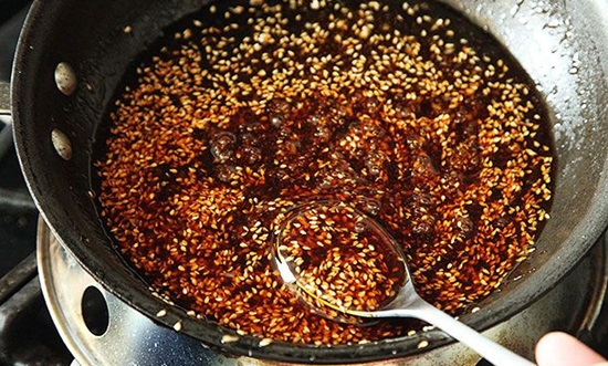روغن کنجد برای جای جوش